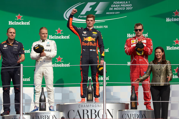 Autodromo Hermanos Rodriguez, Mexico City, Mexico.
Sunday 29 October 2017.
Max Verstappen, Red Bull, 1st Position, Valtteri Bottas, Mercedes AMG, 2nd Position, and Kimi Raikkonen, Ferrari, 3rd Position, on the podium.
World Copyright: Steve Etherington/LAT Images 
ref: Digital Image SNE11965
