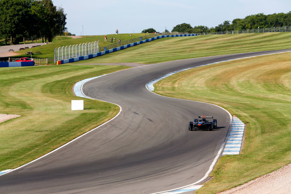 FIA Formula E Season 3 Testing - Day Two.
Donington Park Racecourse, Derby, United Kingdom.
Loic Duval, Faraday Future Dragon Racing, Spark-Penske.
Wednesday 24 August 2016.
Photo: Adam Warner / LAT / FE.
ref: Digital Image _14P2309
