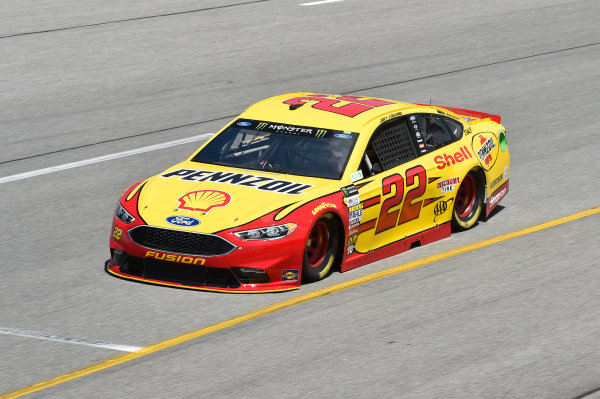 Monster Energy NASCAR Cup Series
Toyota Owners 400 Race Weekend.
Richmond International Raceway, Richmond, VA USA
Joey Logano, Team Penske, Shell Pennzoil Ford Fusion

World Copyright: John Harrelson
LAT Images
.
ref: Digital Image 17RIC1jh_00272