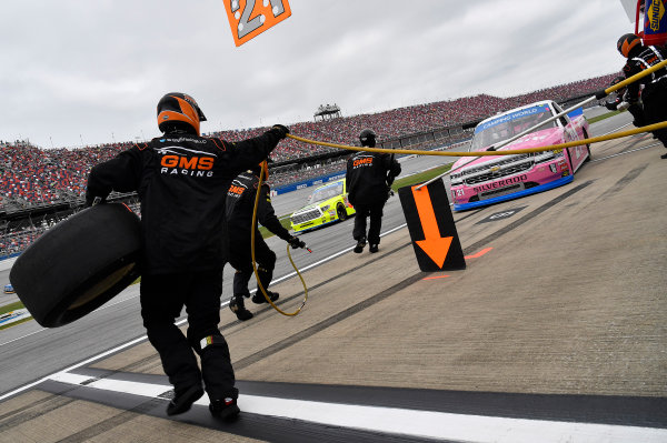 NASCAR Camping World Truck Series
Fred's 250
Talladega Superspeedway
Talladega, AL USA
Saturday 14 October 2017
Johnny Sauter, Allegiant Travel Chevrolet Silverado
World Copyright: Rusty Jarrett
LAT Images NASCAR Camping World Truck Series
Fred's 250
Talladega Superspeedway
Talladega, AL USA
Saturday 14 October 2017
Johnny Sauter, Allegiant Travel Chevrolet Silverado
World Copyright: Rusty Jarrett
LAT Images