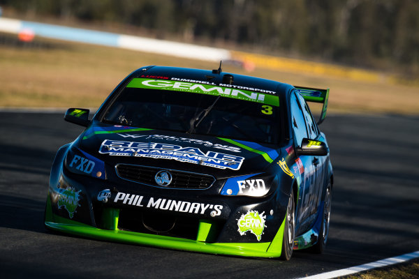 2017 Supercars Championship Round 8. 
Ipswich SuperSprint, Queensland Raceway, Queensland, Australia.
Friday 28th July to Sunday 30th July 2017.
Alex Davison, Lucas Dumbrell Motorsport Holden. 
World Copyright: Daniel Kalisz/ LAT Images
Ref: Digital Image 280717_VASCR8_DKIMG_8178.jpg